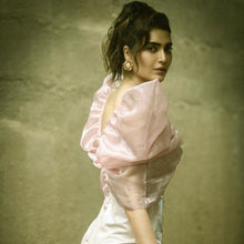 Load image into Gallery viewer, Karishma Tanna in Sangria Studs ( Rose Pink)
