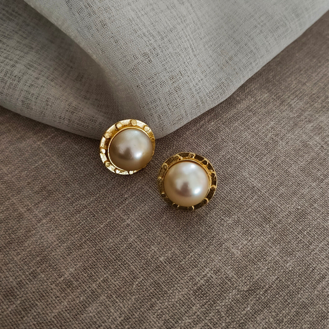 Pearl Luxe Studs